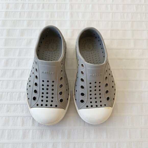 Native Jefferson Sneakers • Toddler Size 7 - Picture 1 of 8